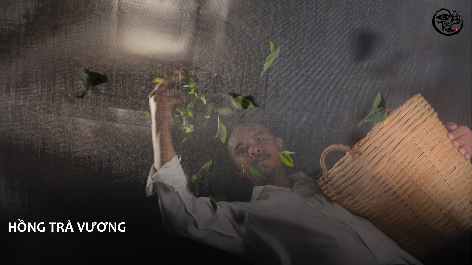 HỒNG TRÀ VƯƠNG – HỒN ĐẤT, HỒN NGHỀ